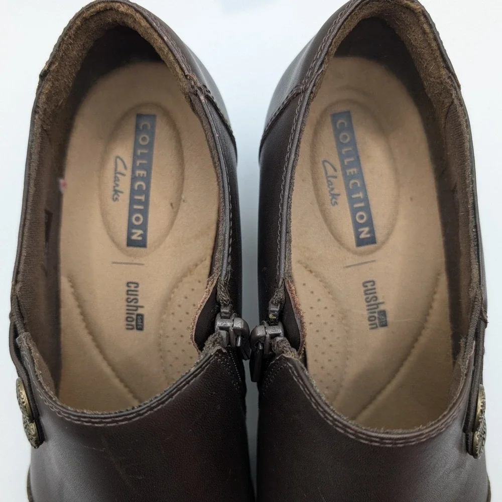 Clarks‎ Emslie Warren Shooties Brown Leather Ankle Booties Block Heel Size 9.5